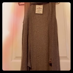 Hollister Gray Sleeveless Cardigan